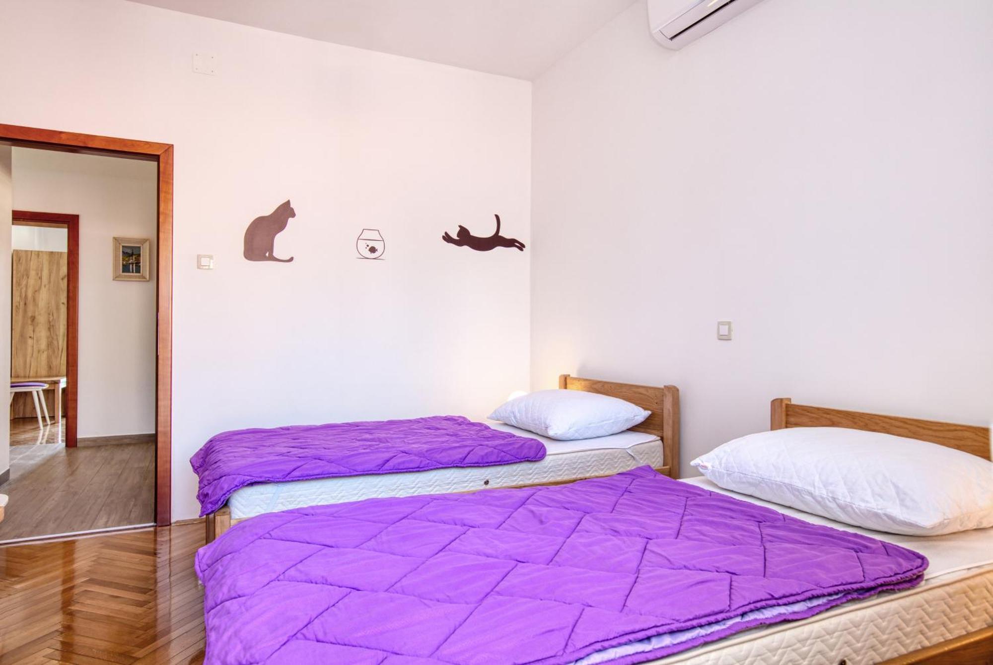 Family Friendly Seaside Apartments Brodarica, Sibenik - 4833 Brodarica  Cameră foto