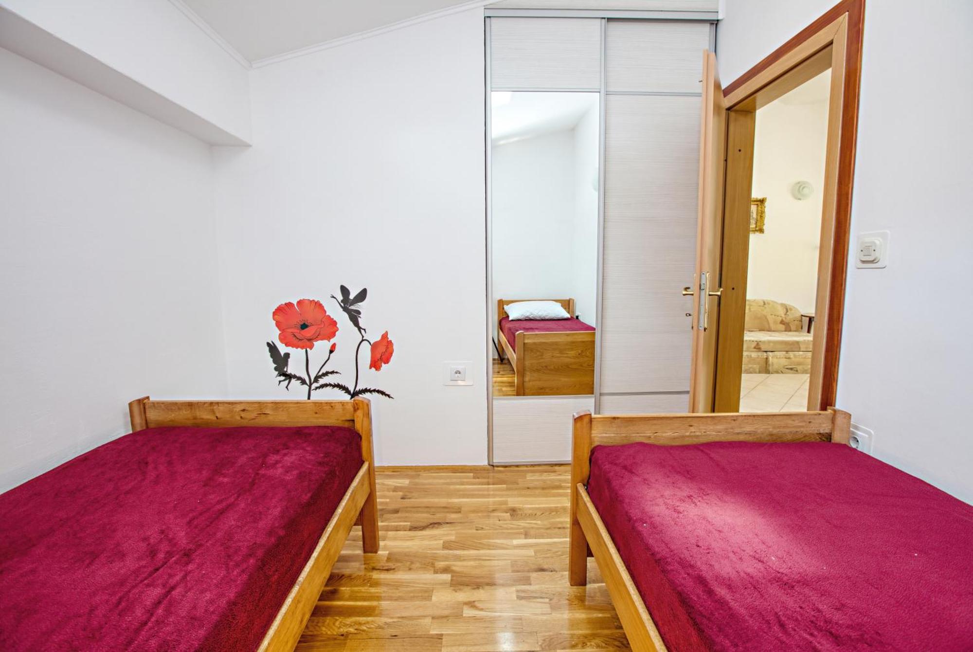 Family Friendly Seaside Apartments Brodarica, Sibenik - 4833 Brodarica  Cameră foto